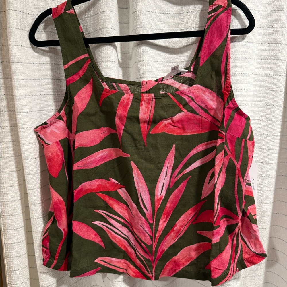 Time and Tru Pink and Green Leaf Print Tank Top